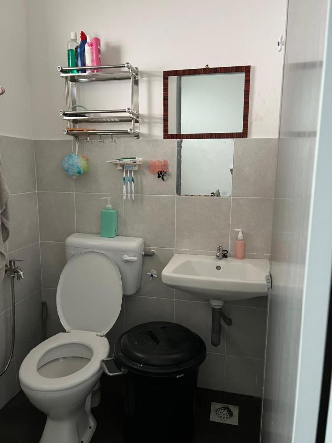 Mieda Rizqi Homestay Kampong Melayu Changkat Larah Esterno foto